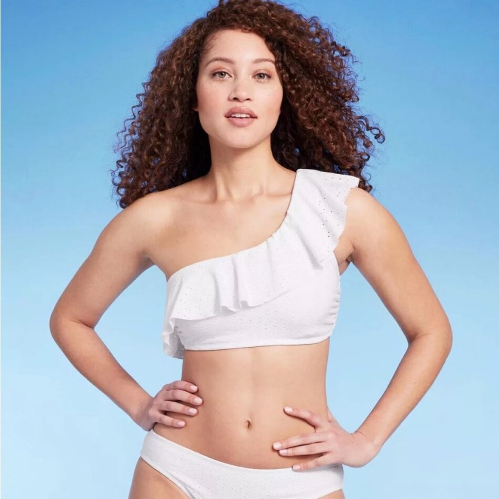 Kona Sol White Eyelet Ruffle One Shoulder Bikini Top Size M - 8/10